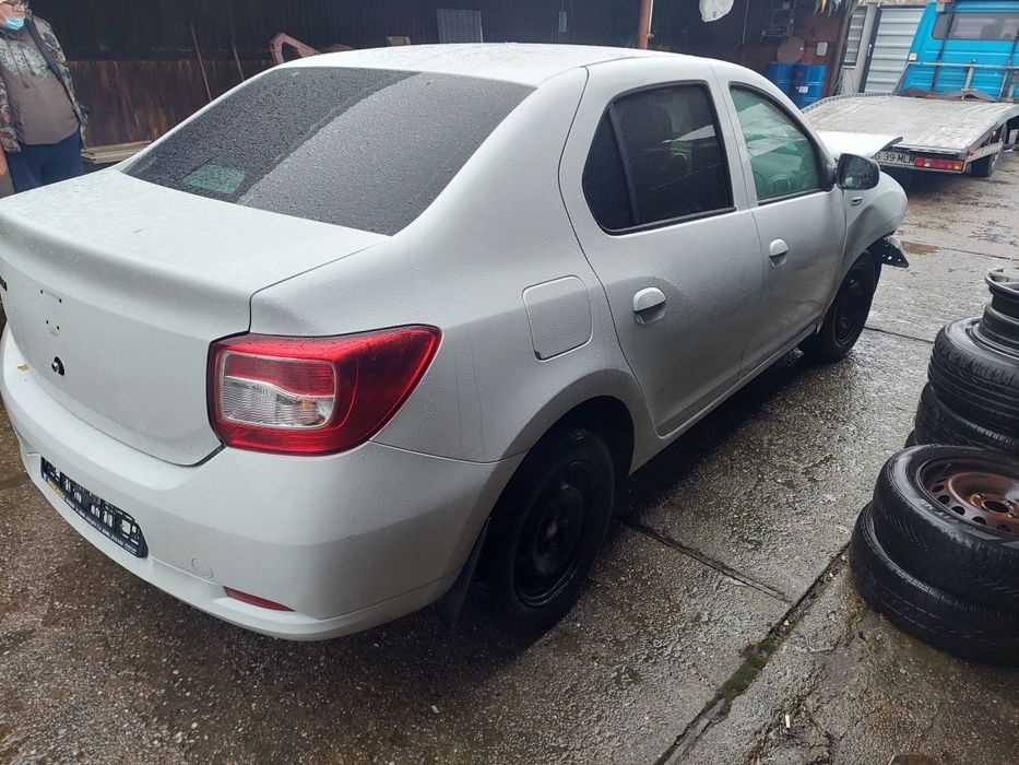 Dezmembrez Logan 2013 motor 1.2 euro 5 cu aer conditionat