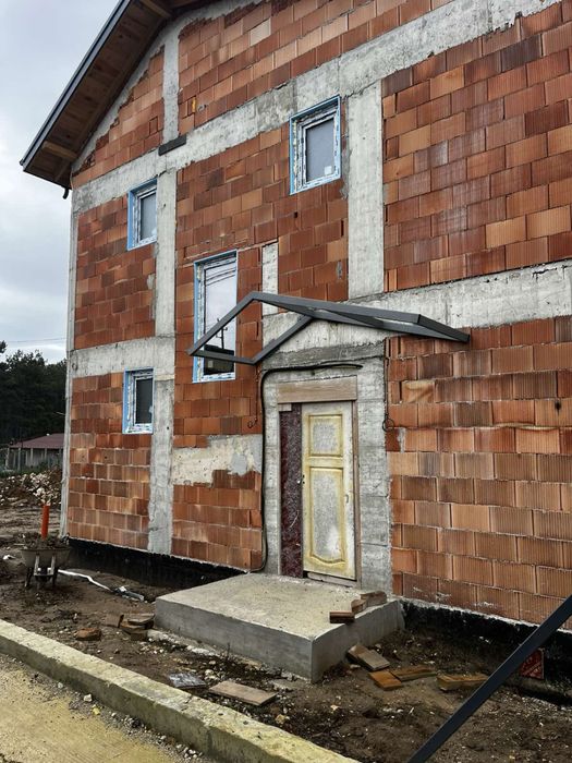 Продава се Къща в Варна, Виница - 180 кв.м за 2100 €/кв.м - Снимка #4