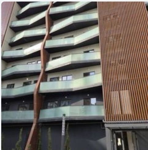 ЖК Нур 2/4/10 с ремонтом  43кв