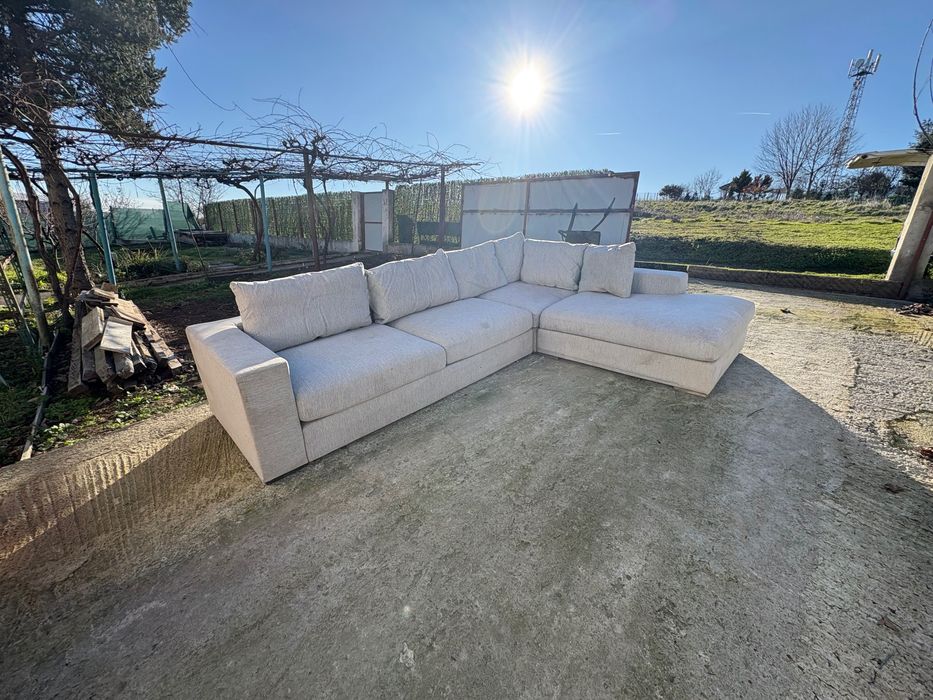 Продава се  Диван