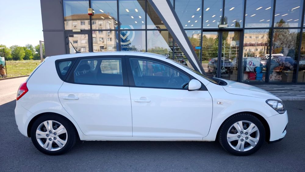 Kia Ceed 1.6 diesel 2012