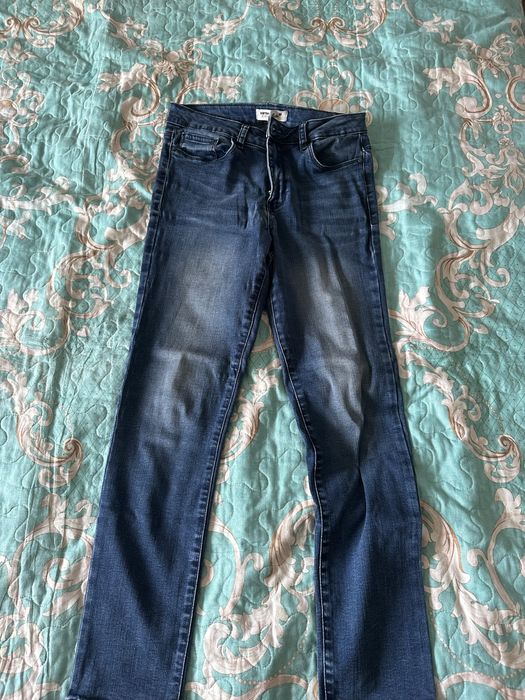 Продам джинсы в хорошем состоянии