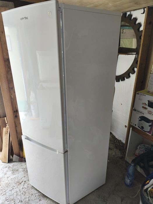 Combină frigorifică ARCTIC-294litri