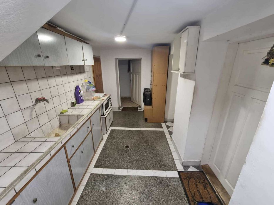 Топ цена-Етаж от къща, гр. Ямбол Център