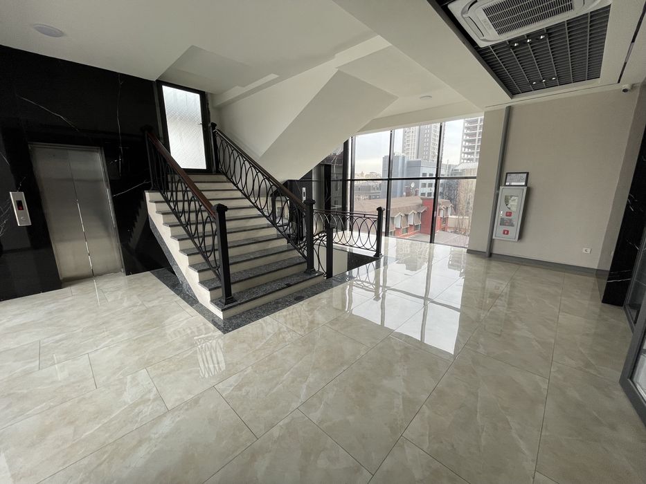 АРЕНДА помещения 500м2 рядом Perfectum Ойбек метро Тарас Шевченко Ak90