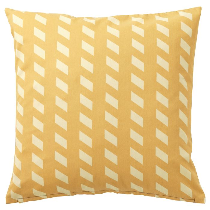 Стенни лампи Ikea, калъфки за възглавници