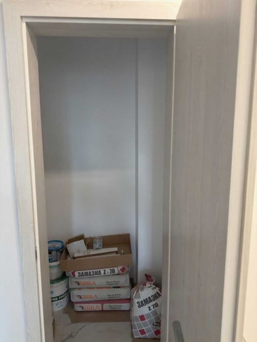 Продава се Двустаен апартамент в Пловдив, Южен - 68 кв.м за 2412 €/кв.м - Снимка #1