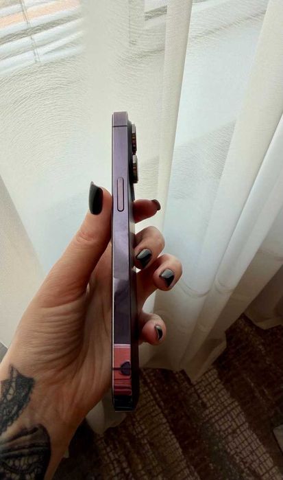 Apple iPhone 14 Pro 256Gb (87%) + AirPods Pro