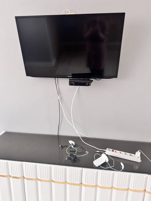 Продам телевизор