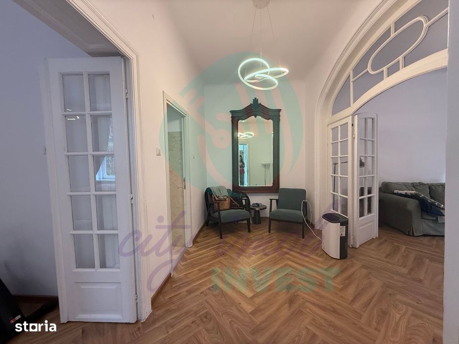 Apartament cochet vila edificata in perioada interbelica