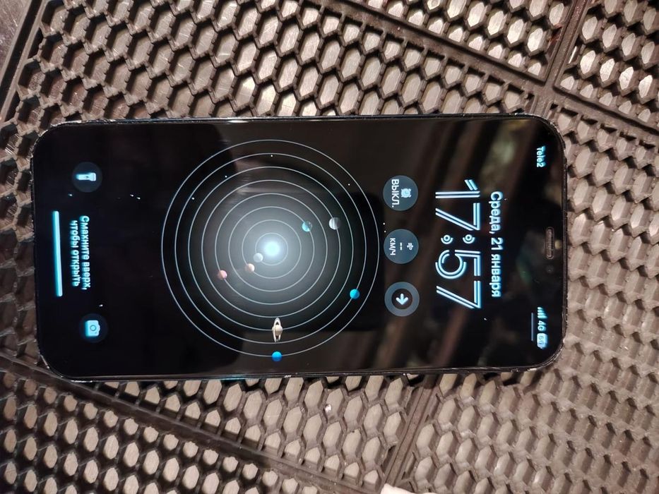 Айфон 12 сатылады