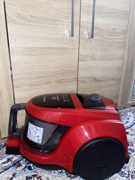 Продам пылесос samsung samsung air track  SC4520