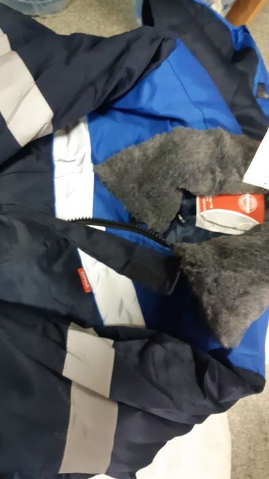 Зимняя спец одежда,куртка и брюки