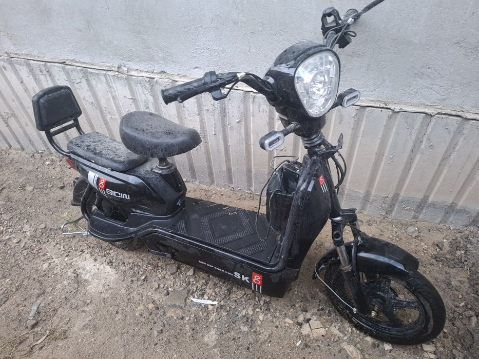 Скутер SK 8 сатылады