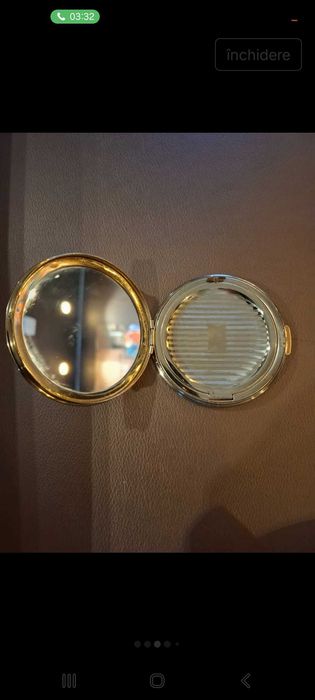 Oglinda veche cu goblen