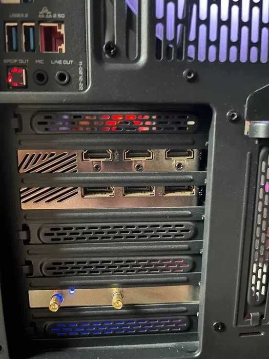 Геймърски компютър (RTX 3070 Ti)