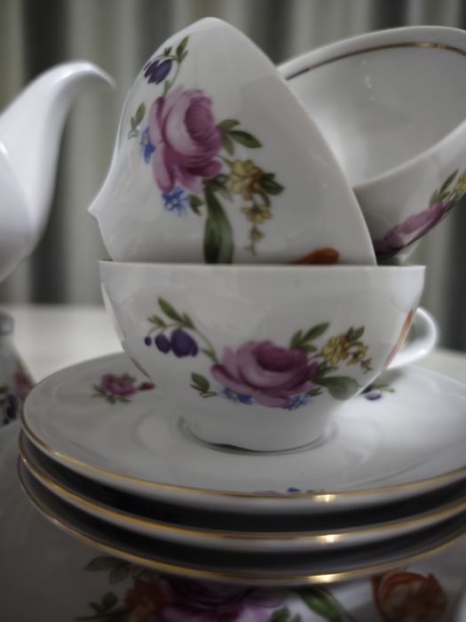 Продам чайный сервиз Ильменау ГДР