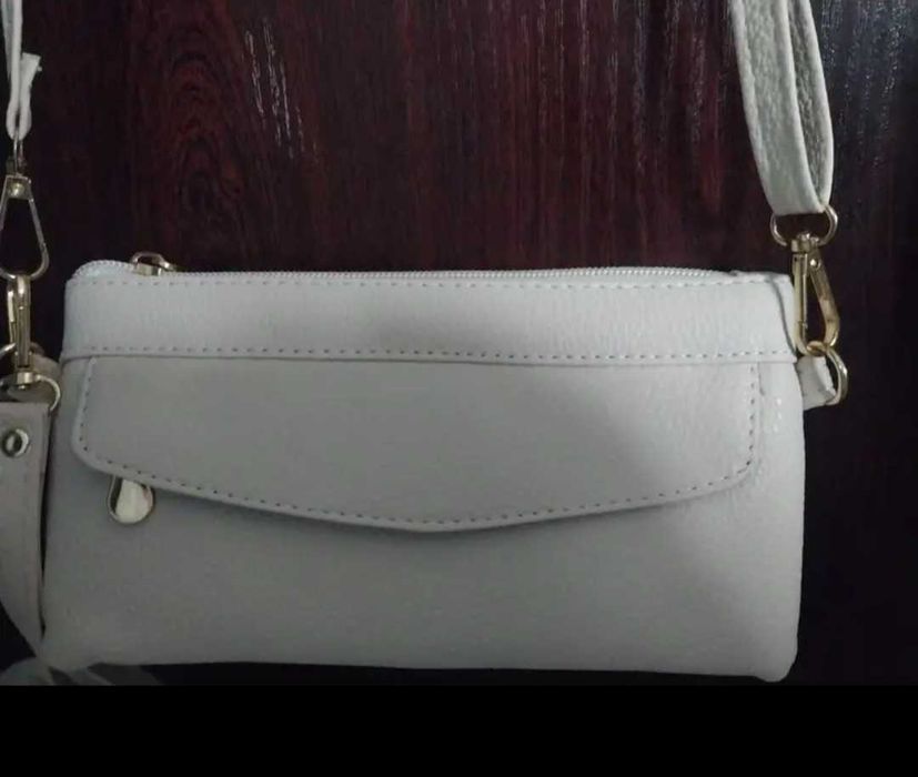 Нова дамска чанта-клъч с къса и дълга дръжка