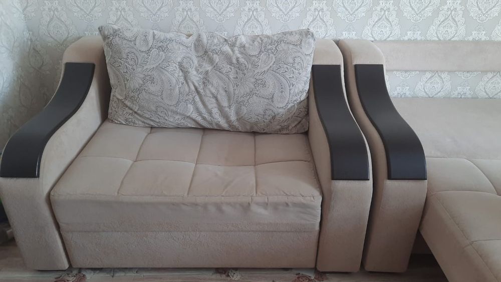 Продам Мягкий уголок