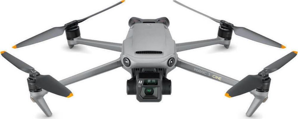 DJI Mavic 3 CINE Premium Combo - професионален дрон в отлично състояние