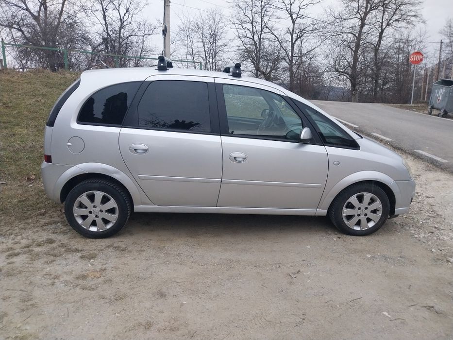 Vând Opel Meriva