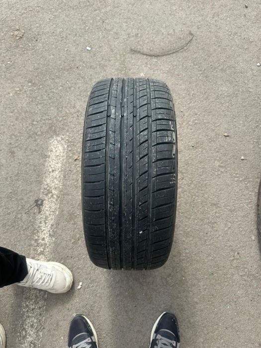 225/50/17 шины в очень хоршем состоянии