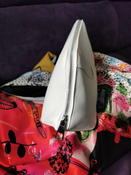 Дамски козметичен несесер