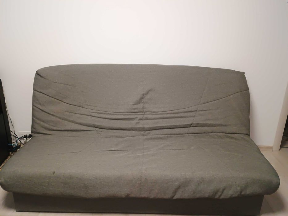 Vând canapea cu lada extensibila