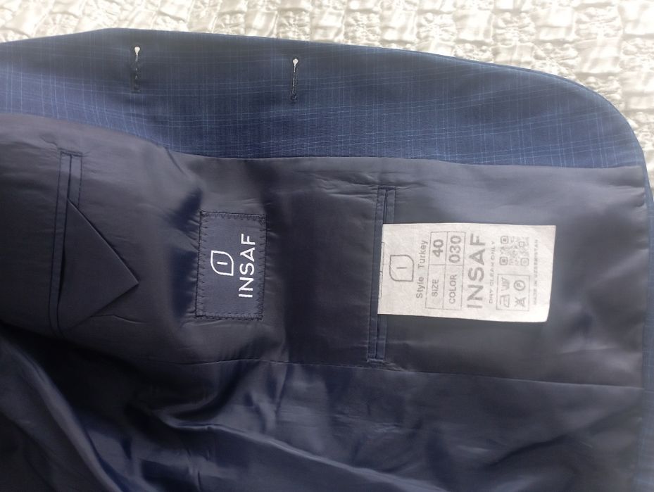 Продам школьный пиджак