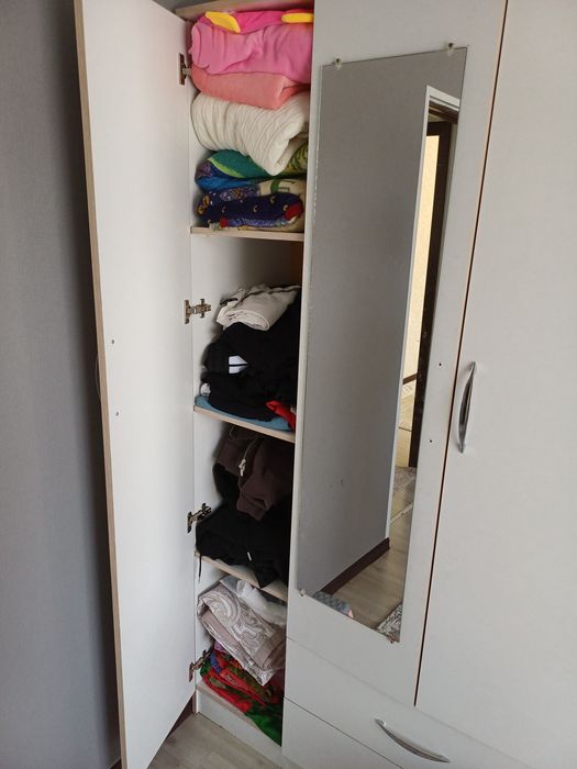 Шкаф большой в хорошом качестве