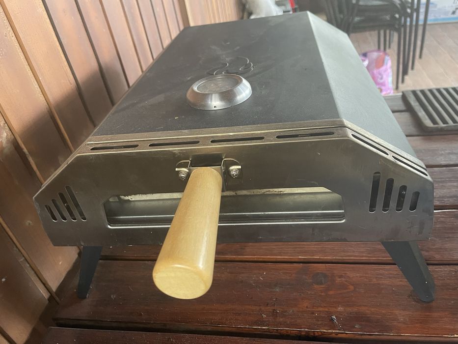 Cuptor pizza pe gaz Grill Meister