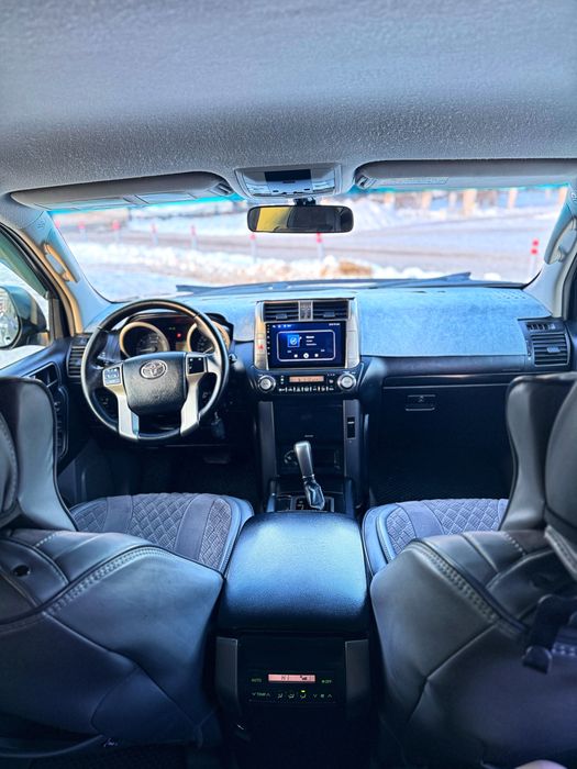 Toyota land cruiser prado