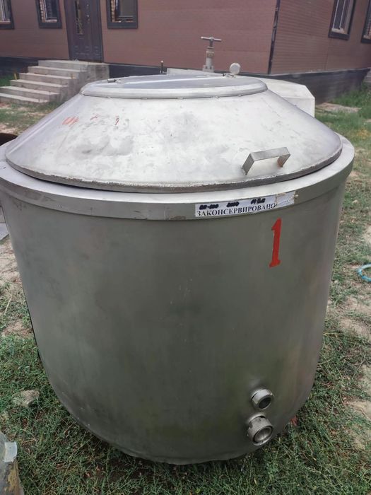 Продам ёмкость из нержавеющей стали