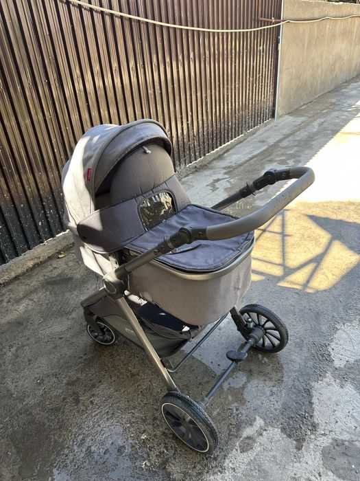 Коляска 2/1 зима лето.