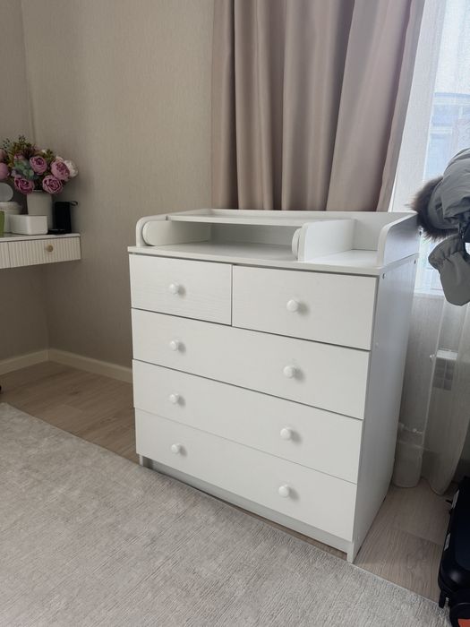 Пеленальный столик