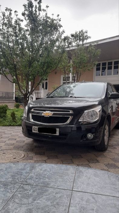 Kobalt 2022 qora 4-pozitsiya Avtomat karobka srochna sotiladi