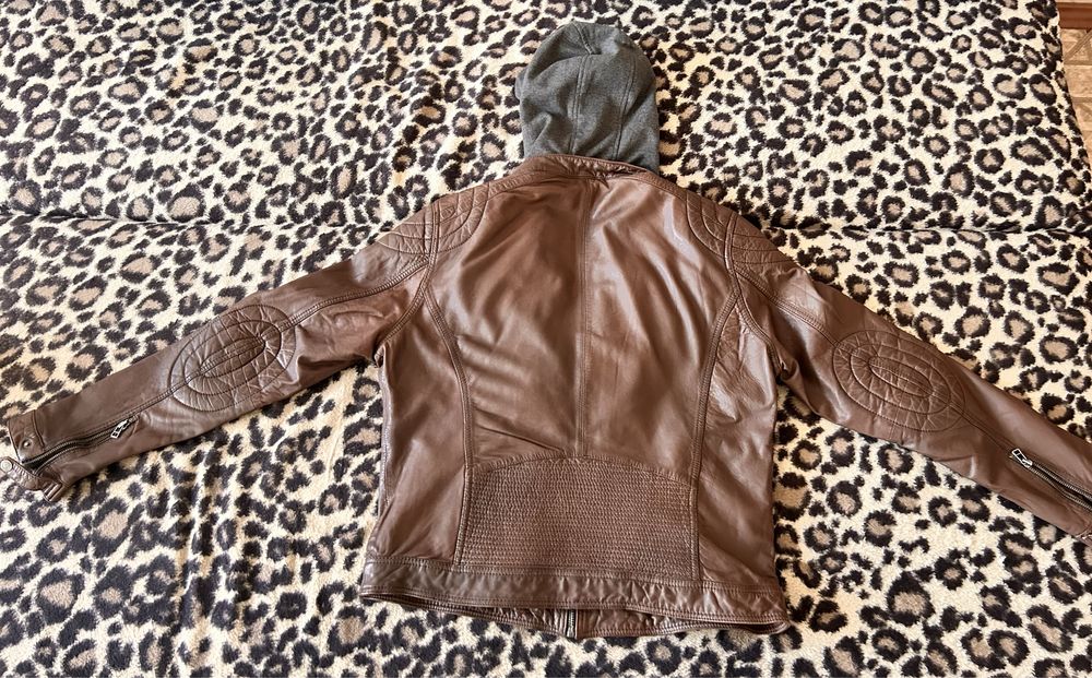 Кожанка фирменная