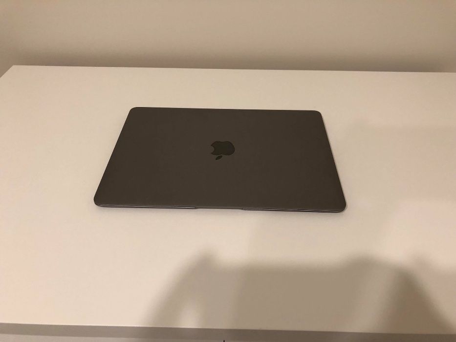 Apple Mac Book Space Grey
