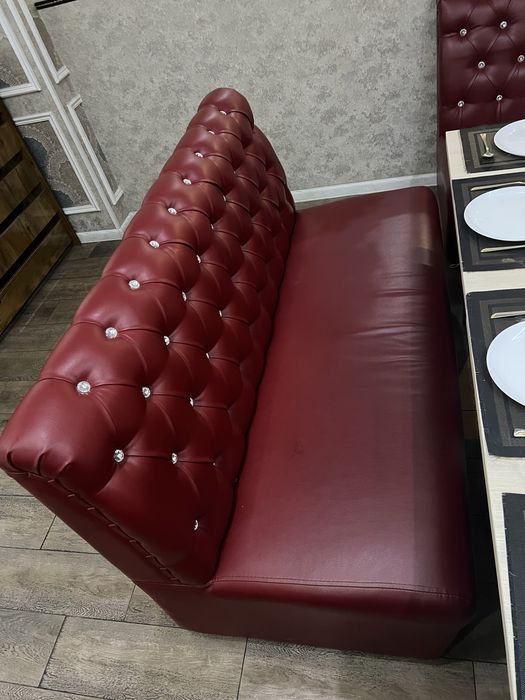 Диван в хорошем состоянии