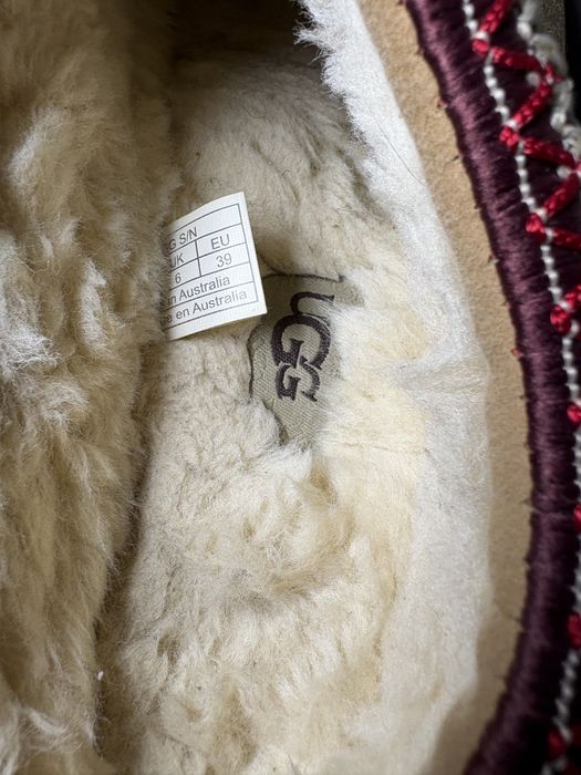 Papuci ugg, ugg tazz
