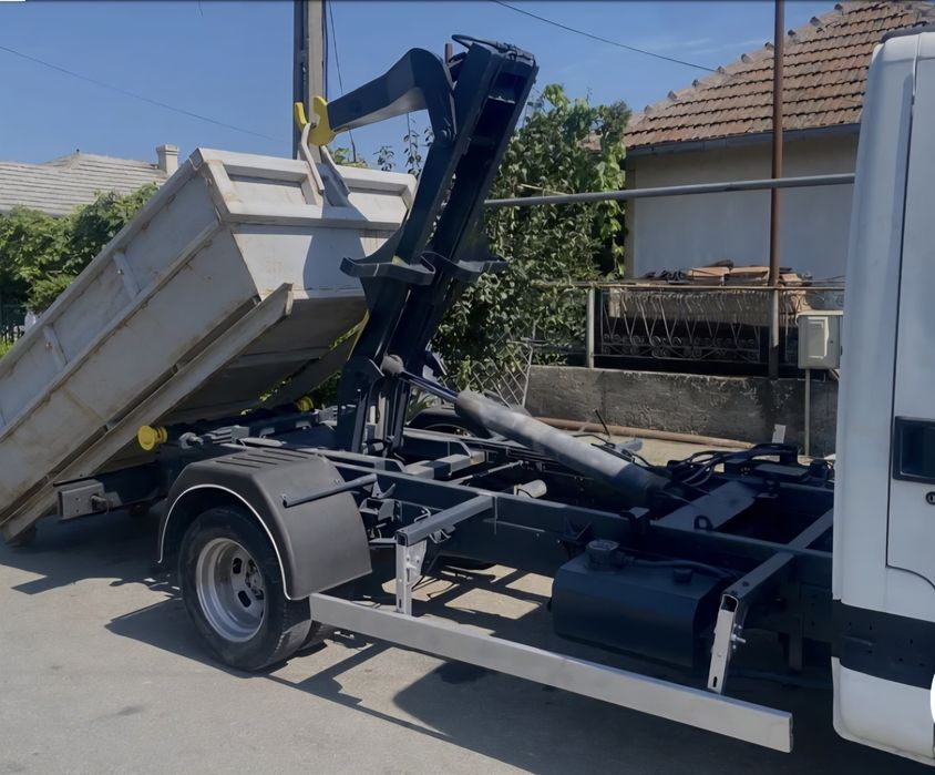 Transport moloz/demolari/vegetatie/mobila/saltele/canapele/manipulanti