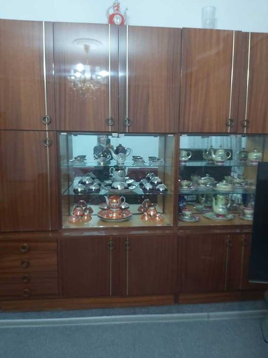 Продам Мебельную стенку