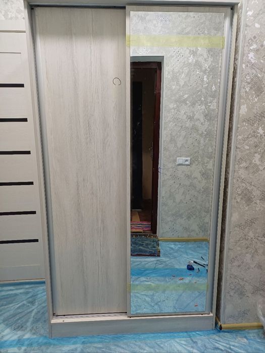 Shkaf sotiladi dastafka ustanovka bepul