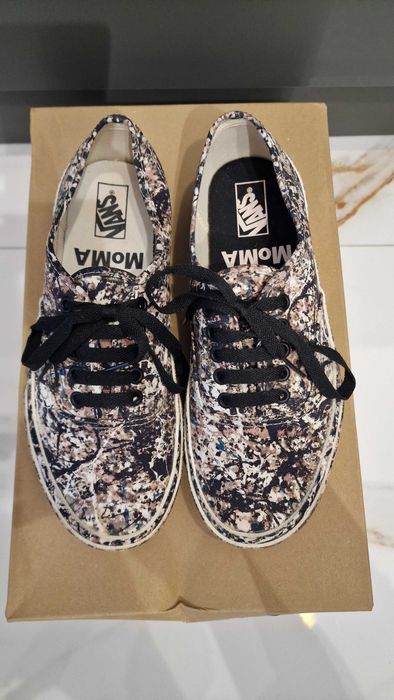 Дамски обувки, различни модели Vans MoMА/Slip on, Pull & Bear