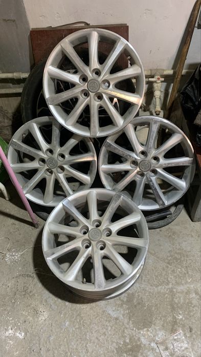 Диски на тойоту р17