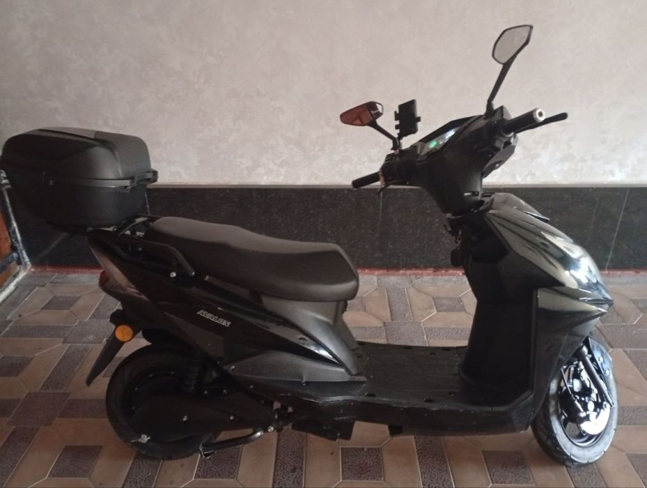 Skuter sotiladi 2025