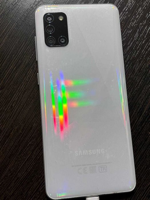 телефон Samsung A31