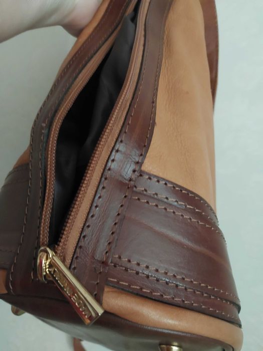 VALENTINO di Paolo Italy 100% Кожа  Чанта-раница