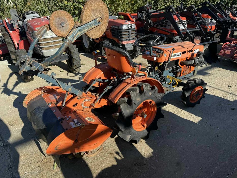 Трактор KUBOTA B5001 4x4