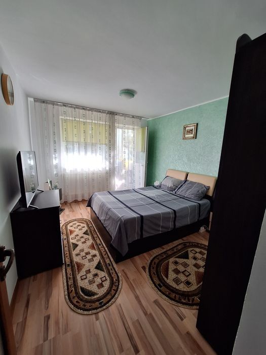 PROPRIETAR. De vanzare apartament 3 camere.